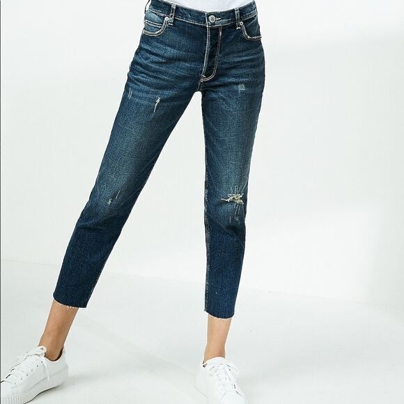 Express Denim - ✨HP✨High Waisted Cropped Girlfriend Jeans✨